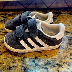 Adidas Originals Gazelle gray baby/toddler size 6